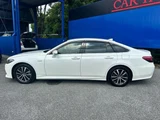 2019 Toyota Crown Hybrid S Sedan for sale, Japanese used car export - photo 12 of 24 | GULJI TRADERS