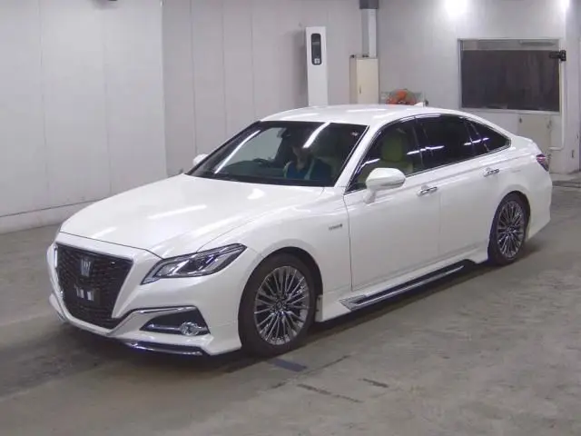 2019 Toyota Crown Hybrid 2.5 SC Package - photo 1 2019 Toyota Crown Hybrid 2.5 SC Package Pearl Sedan for sale, Japanese used car export - photo 1 of 6 | GULJI TRADERS
