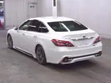 2019 Toyota Crown Hybrid 2.5 SC Package Pearl Sedan for sale, Japanese used car export - photo 6 of 6 | GULJI TRADERS