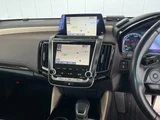 2019 Toyota Crown Hybrid S Four Sedan for sale, Japanese used car export - photo 8 of 9 | GULJI TRADERS