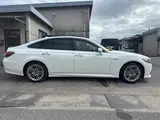 2019 Toyota Crown Hybrid S Elegance Style Pearl Sedan for sale, Japanese used car export - photo 4 of 9 | GULJI TRADERS