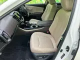 2019 Toyota Crown Hybrid S_C package Pearl Sedan for sale, Japanese used car export - photo 6 of 9 | GULJI TRADERS