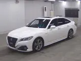 2019 Toyota Crown Hybrid RS Advance Leather Seat Pad Pearl Sedan for sale, Japanese used car export - photo 4 of 5 | GULJI TRADERS