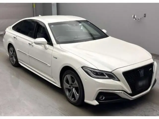 2019 Toyota Crown Hybrid RS Advance Four - photo 1 2019 Toyota Crown Hybrid RS Advance Four Pearl Sedan for sale, Japanese used car export - photo 1 of 3 | GULJI TRADERS