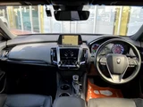 2019 Toyota Crown Hybrid RS Sedan for sale, Japanese used car export - photo 4 of 9 | GULJI TRADERS
