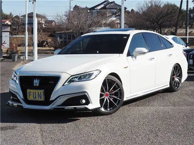 2020 Toyota Crown Hybrid RS Advance ★SR★1500W★D Rearview Mirror Pearl Sedan for sale, Japanese used car export - photo 1 of 67 | GULJI TRADERS