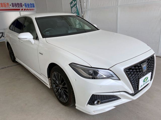 2020 Toyota Crown Hybrid S Sport Sedan for sale, Japanese used car export - photo 1 of 30 | GULJI TRADERS