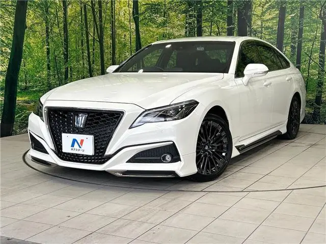 2020 Toyota Crown Hybrid S Sport Style - photo 1 2020 Toyota Crown Hybrid S Sport Style Pearl Sedan for sale, Japanese used car export - photo 1 of 29 | GULJI TRADERS