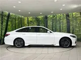 2020 Toyota Crown Hybrid S Sport Style Pearl Sedan for sale, Japanese used car export - photo 11 of 29 | GULJI TRADERS