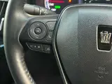 2020 Toyota Crown Hybrid RS Limited Pearl Sedan for sale, Japanese used car export - photo 18 of 32 | GULJI TRADERS