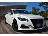 2020 Toyota Crown Hybrid S Sport Style, genuine navigation system, moonroof, Safety Sense, Pearl Sedan for sale, Japanese used car export - photo 5 of 30 | GULJI TRADERS