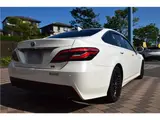 2020 Toyota Crown Hybrid S Sport Style, genuine navigation system, moonroof, Safety Sense, Pearl Sedan for sale, Japanese used car export - photo 10 of 30 | GULJI TRADERS