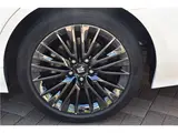 2020 Toyota Crown Hybrid S Sport Style, genuine navigation system, moonroof, Safety Sense, Pearl Sedan for sale, Japanese used car export - photo 13 of 30 | GULJI TRADERS