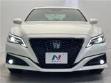 2020 Toyota Crown Hybrid S Elegance Style II Pearl Sedan for sale, Japanese used car export - photo 11 of 30 | GULJI TRADERS
