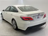 2020 Toyota Crown Hybrid S Elegance Style II Pearl Sedan for sale, Japanese used car export - photo 27 of 30 | GULJI TRADERS