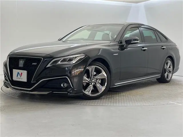 2020 Toyota Crown Hybrid RS - photo 1 2020 Toyota Crown Hybrid RS Black Sedan for sale, Japanese used car export - photo 1 of 30 | GULJI TRADERS