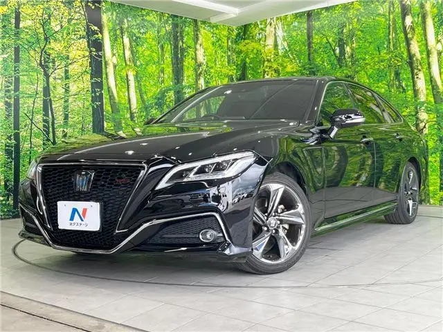 2020 Toyota Crown Hybrid RS Limited - photo 1 2020 Toyota Crown Hybrid RS Limited Black Sedan for sale, Japanese used car export - photo 1 of 30 | GULJI TRADERS