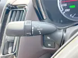 2020 Toyota Crown Hybrid S C Package Pearl Sedan for sale, Japanese used car export - photo 16 of 30 | GULJI TRADERS