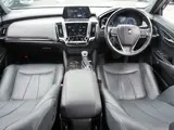2020 Toyota Crown Hybrid GFour ★ Safety Package + ★ Premium Sound ★ Genuine Leather Pearl Sedan for sale, Japanese used car export - photo 20 of 60 | GULJI TRADERS