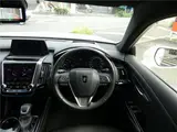 2020 Toyota Crown Hybrid G Four, genuine navigation system, panoramic view, non-smoking, one owner. Pearl Sedan for sale, Japanese used car export - photo 22 of 43 | GULJI TRADERS