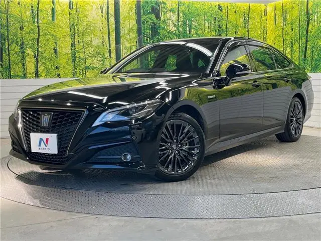2020 Toyota Crown Hybrid S Sport Style - photo 1 2020 Toyota Crown Hybrid S Sport Style Black Sedan for sale, Japanese used car export - photo 1 of 30 | GULJI TRADERS