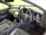 2020 Toyota Crown Hybrid RS Limited / Leather Seat Package Pearl Sedan for sale, Japanese used car export - photo 19 of 50 | GULJI TRADERS