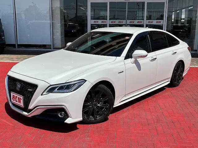 2020 Toyota Crown Hybrid RS_MOP Navi TV_TSS_LED - photo 1 2020 Toyota Crown Hybrid RS_MOP Navi TV_TSS_LED Pearl Sedan for sale, Japanese used car export - photo 1 of 28 | GULJI TRADERS