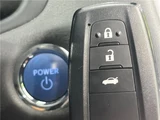 2020 Toyota Crown Hybrid RS Sedan for sale, Japanese used car export - photo 7 of 30 | GULJI TRADERS