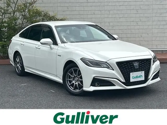 2020 Toyota Crown Hybrid S Sport Style Pearl Sedan for sale, Japanese used car export - photo 1 of 24 | GULJI TRADERS