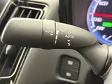 2020 Toyota Crown Hybrid RS Four Limited 4WD Pearl Sedan for sale, Japanese used car export - photo 18 of 24 | GULJI TRADERS