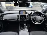2020 Toyota Crown Hybrid S C Package Pearl Sedan for sale, Japanese used car export - photo 5 of 24 | GULJI TRADERS