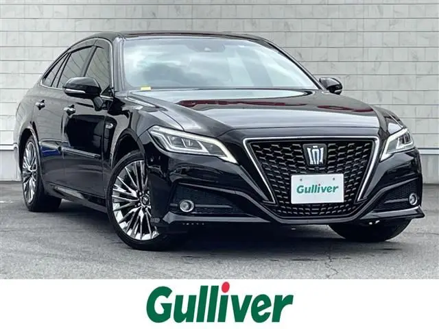 2020 Toyota Crown Hybrid G-Executive - photo 1 2020 Toyota Crown Hybrid G-Executive Black Sedan for sale, Japanese used car export - photo 1 of 24 | GULJI TRADERS