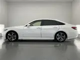 2020 Toyota Crown Hybrid RS Advance Pearl Sedan for sale, Japanese used car export - photo 20 of 23 | GULJI TRADERS