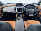 2020 Toyota Crown Hybrid S Elegance Style Pearl Sedan for sale, Japanese used car export - photo 3 of 24 | GULJI TRADERS