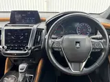2020 Toyota Crown Hybrid S Elegance Style Pearl Sedan for sale, Japanese used car export - photo 12 of 24 | GULJI TRADERS