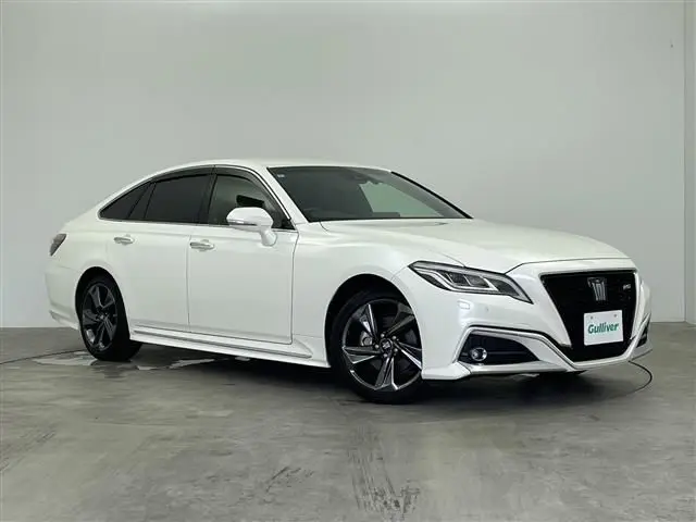 2020 Toyota Crown Hybrid RS Limited - photo 1 2020 Toyota Crown Hybrid RS Limited Pearl Sedan for sale, Japanese used car export - photo 1 of 22 | GULJI TRADERS