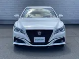 2020 Toyota Crown Hybrid S Elegance Style II Pearl Sedan for sale, Japanese used car export - photo 21 of 24 | GULJI TRADERS