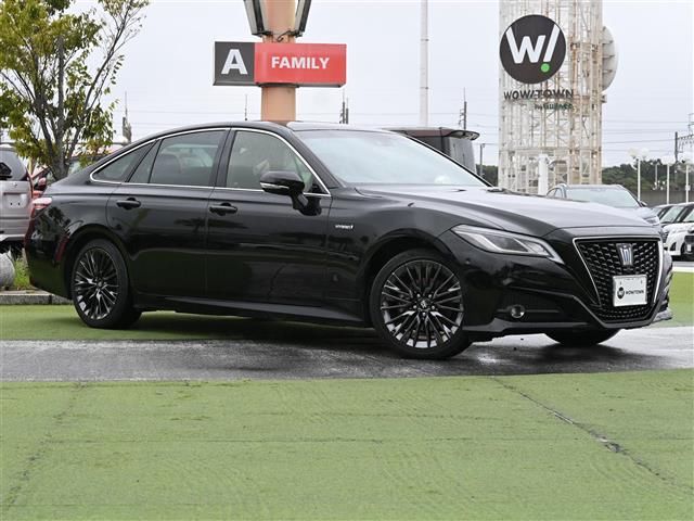 2020 Toyota Crown Hybrid S Sport - photo 1 2020 Toyota Crown Hybrid S Sport Sedan for sale, Japanese used car export - photo 1 of 24 | GULJI TRADERS