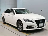 2020 Toyota Crown Hybrid G Four 4WD Sedan for sale, Japanese used car export - photo 5 of 12 | GULJI TRADERS