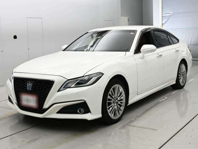 2020 Toyota Crown Hybrid S - photo 1 2020 Toyota Crown Hybrid S Sedan for sale, Japanese used car export - photo 1 of 12 | GULJI TRADERS