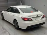 2020 Toyota Crown Hybrid G Pearl Sedan for sale, Japanese used car export - photo 4 of 10 | GULJI TRADERS