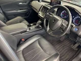 2020 Toyota Crown Hybrid S Four 4WD Sedan for sale, Japanese used car export - photo 5 of 11 | GULJI TRADERS