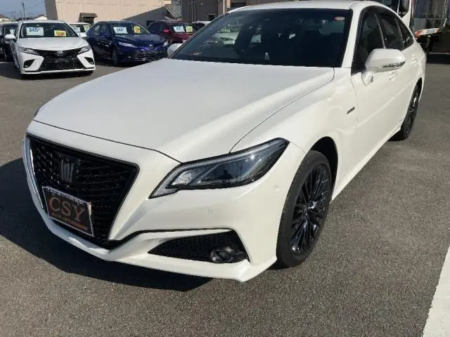 2020 Toyota Crown Hybrid S Four Sport Style - photo 1 2020 Toyota Crown Hybrid S Four Sport Style Pearl Sedan for sale, Japanese used car export - photo 1 of 9 | GULJI TRADERS