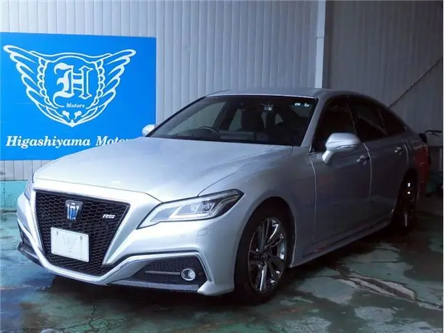 2021 Toyota Crown Hybrid RS Advance - photo 1 2021 Toyota Crown Hybrid RS Advance Silver Sedan for sale, Japanese used car export - photo 1 of 29 | GULJI TRADERS