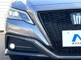 2021 Toyota Crown Hybrid RS Limited II Gray Sedan for sale, Japanese used car export - photo 15 of 30 | GULJI TRADERS