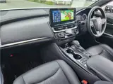2021 Toyota Crown Hybrid G☆12.3-inch DA☆360-degree camera☆Triple LED headlights Silver Sedan for sale, Japanese used car export - photo 3 of 14 | GULJI TRADERS