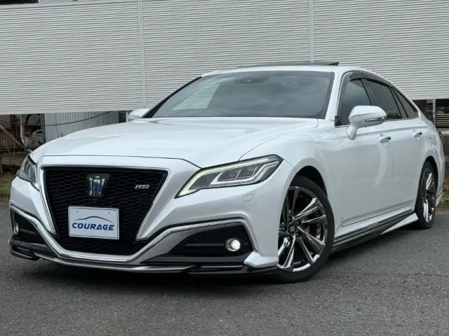 2021 Toyota Crown Hybrid RS Advance - photo 1 2021 Toyota Crown Hybrid RS Advance White Sedan for sale, Japanese used car export - photo 1 of 23 | GULJI TRADERS