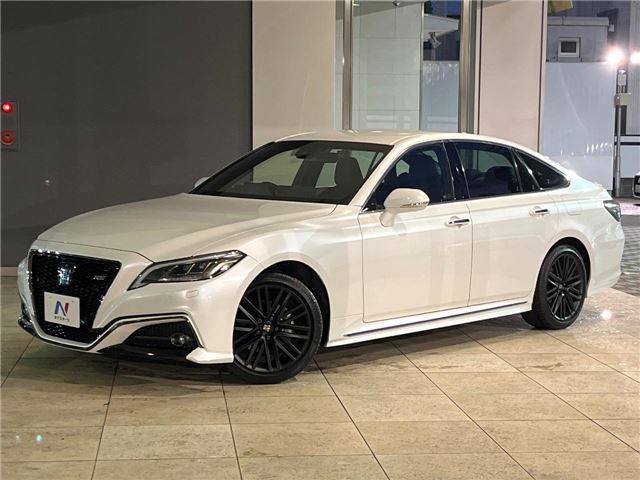 2021 Toyota Crown Hybrid RS Sedan for sale, Japanese used car export - photo 1 of 30 | GULJI TRADERS