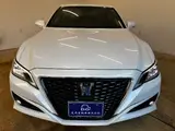 2021 Toyota Crown Hybrid G-Executive Four White Sedan for sale, Japanese used car export - photo 16 of 32 | GULJI TRADERS