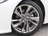 2021 Toyota Crown Hybrid Sedan for sale, Japanese used car export - photo 17 of 62 | GULJI TRADERS